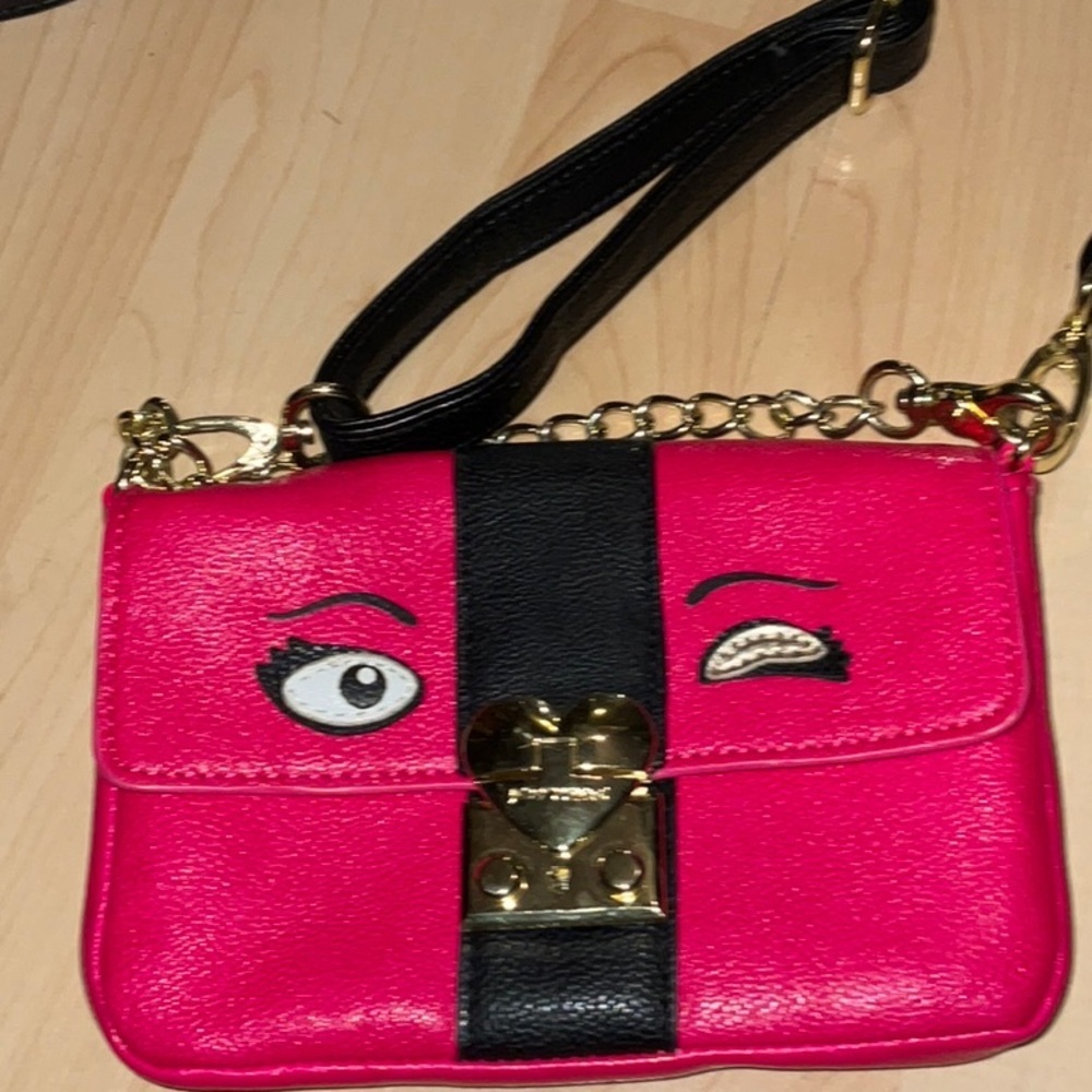 Betsey‎ Johnson Pink Purse - Picture 2 of 8